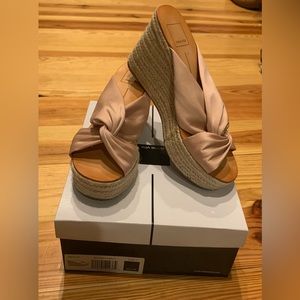 Dolce Vita blush wedge- size 7